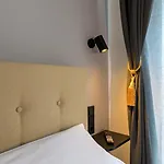 Ξενοδοχείο Nikii 3*