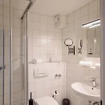 Nikii Hotel Leverkusen