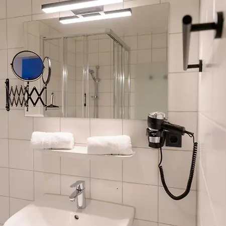 Отель Nikii