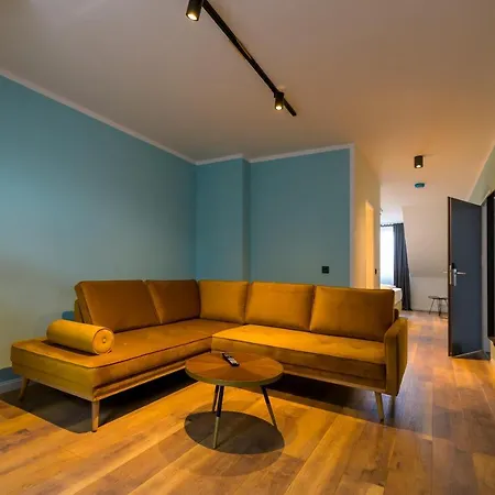 Hotel Nikii 3*