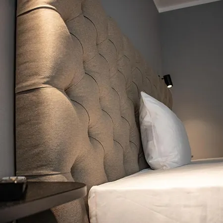 Nikii Hotel 3*